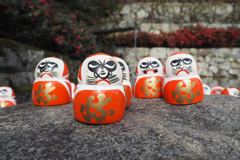 Get to know Minoo from Osaka. Katsuoji Temple, Ryuanji Waterfall and Ryuanji Temple