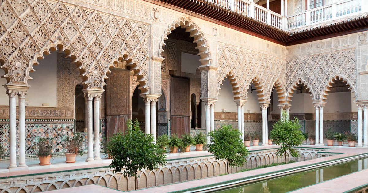 Seville: Alcázar, Cathedral And Giralda Tour With Tickets | GetYourGuide