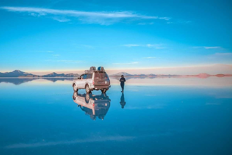 5-day tour of Uyuni and Red Lagoon with bus ride