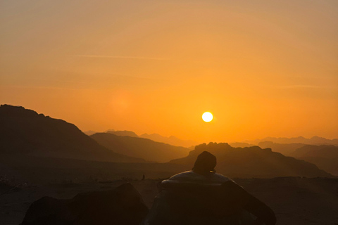 Wadi Rum: Excursión de 3 horas en Jeep por el Desierto