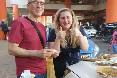 Mercado nocturno y comida callejera en Delhi (medio día, guiado por mujeres)Mercado de día y comida callejera en Delhi (medio día, guiado por mujeres)