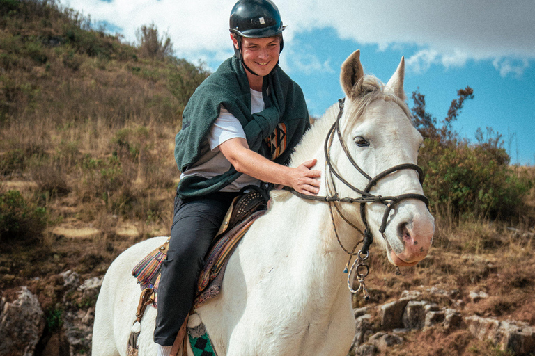 Cusco: Horseback Riding and Pachamama Ceremony Tour