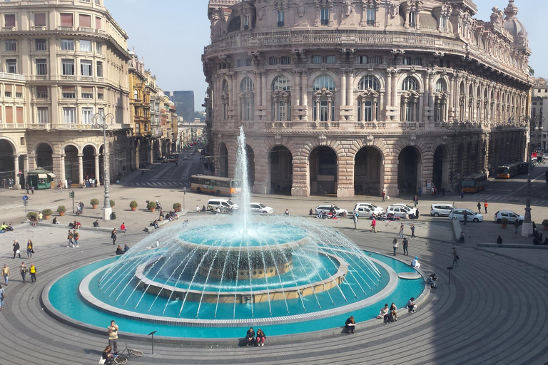 From Milan: Genoa day trip with Portofino private boat ride