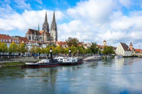 Regensburg: Private Walking Tour With Professional Guide