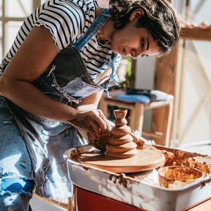Marrakech: Pottery Workshop with Moroccan Tea