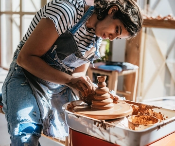 Marrakech: Pottery Workshop with Moroccan Tea