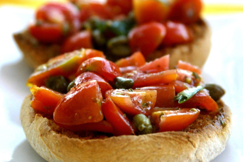 Apulien: Geführte Tour durch die Weinberge mit Weinverkostung