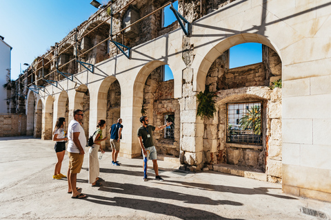 Split: passeio a pé privado com o Palácio de DioclecianoPasseio a pé particular em Split em inglês