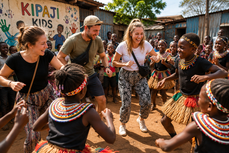 Nairobi: Kibera Community Tour with Lunch & Dance Show