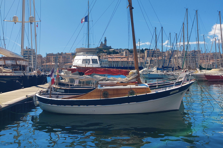 Marseille Boat Tour - See Marseille from the sea in a Pointu Marseille Boat Tour - High Season Rates