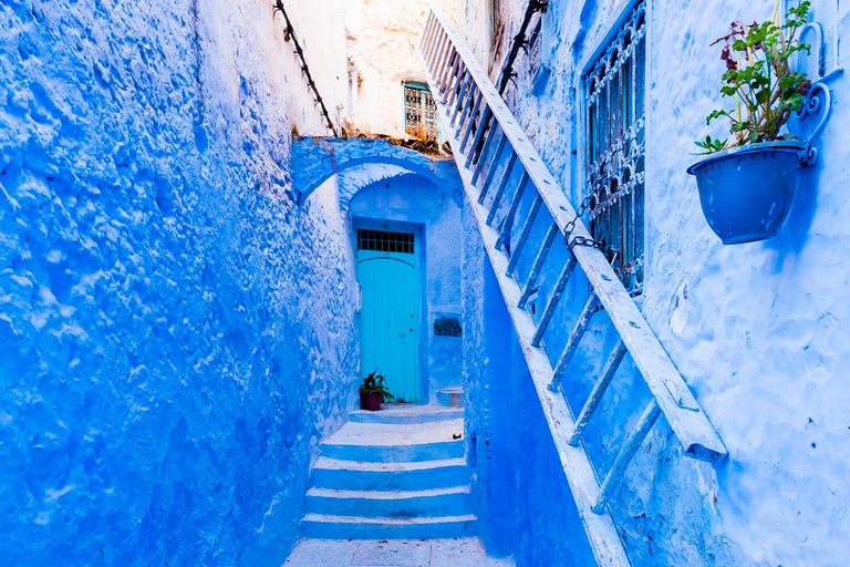 Tangier : 6-Days Tour To Marrakech Via Chefchaouen & Desert