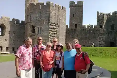 Holyhead : Visite guidée du château de Caernarfon avec billet d'entrée