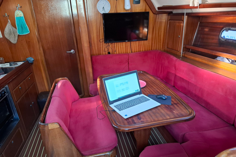 دوبروفنيك - جولة خاصة لمدة نصف يوم بالقارب الشراعي إلى جزر إلافيتي