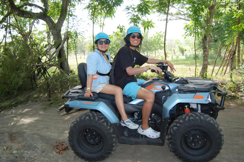 Aventura en quad todoterreno en Puerto PlataPuerto Plata Aventura Todo Terreno ATV Individual