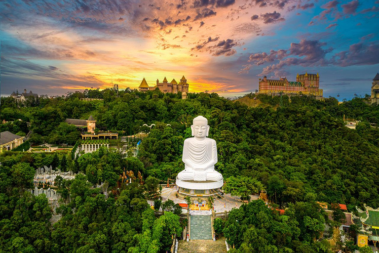 Da Nang: Private Tour nach Ba Na Hills und zur Goldenen Brücke