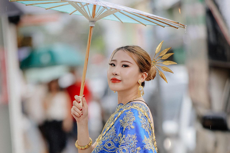 Phuket: Thai Costume Experience with Hotel Transfers