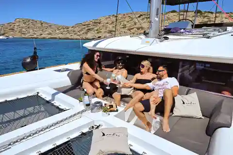 Heraklion Luxury Catamaran to Dia – Chef Lunch & Open Bar