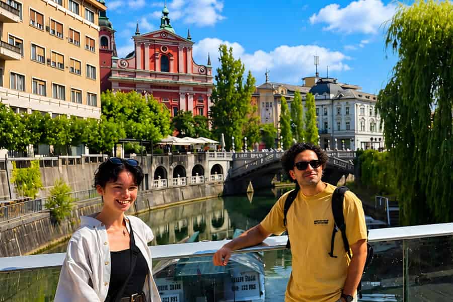 Von Zagreb: Geführte Tagestour nach Ljubljana und zum Bleder See. Foto: GetYourGuide