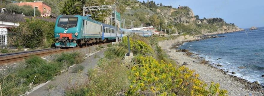 Reggio Calabria : billet de train vers/depuis Scilla