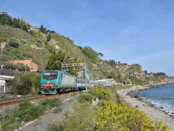 Reggio Calabria: biglietto del treno da/per Scilla
