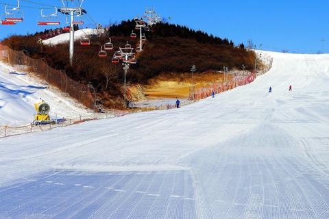 Privater Transfer zu den Skigebieten einschließlich ZhangjiakouPrivater Transfer zum Skigebiet Nanshan