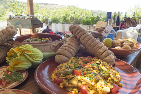 Desde Chania: visita privada a los puntos destacados locales y al palacio de KnossosDesde Chania: recorrido en limusina por los pueblos privados y el palacio de Knossos