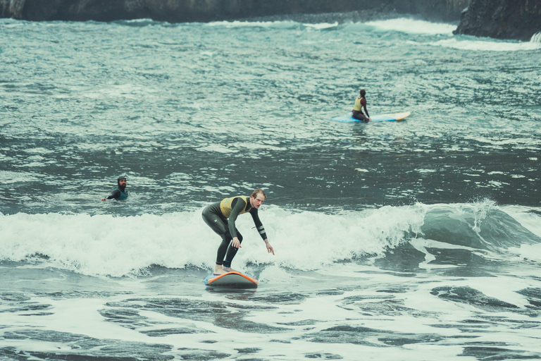 Madeira : Experiencia de surf para todosClase de surf en grupo semiprivado