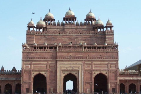 From Delhi: Taj Mahal & Fatehpur Sikri Day Tour This Option Include Only Tour Guide