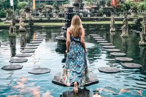Lempuyang Gate Heaven: najlepsze znane miejsca na Instagramie