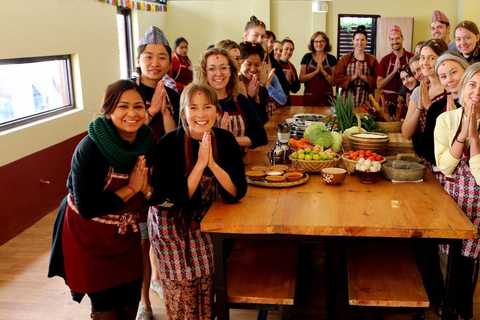 Katmandu: Bungmati Village Tour med matlagning och träsnideri