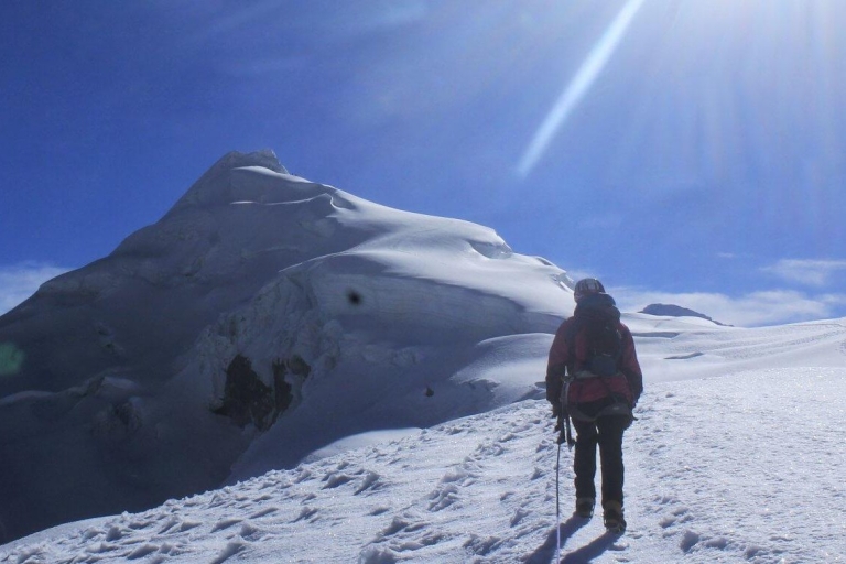 Von Ancash aus: Besteigung des Ishinga-Tocllaraju-Gebirges |5D-4N|