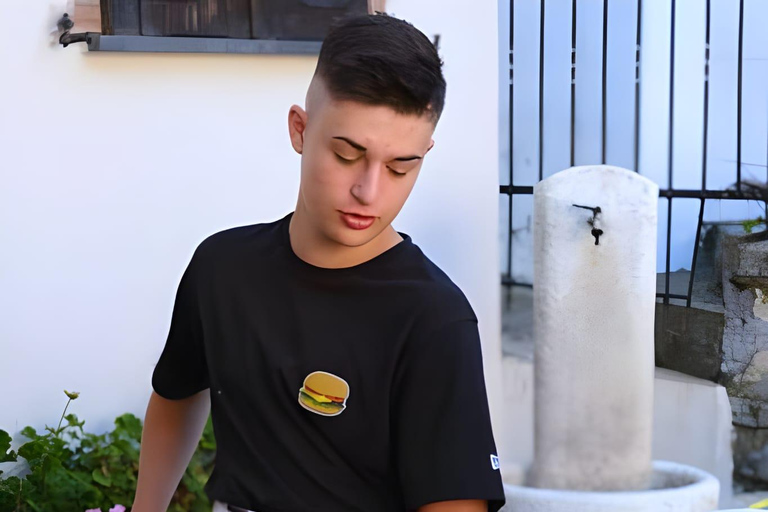 Amalfi: Milk the cows, Make Pasta, Mozzarella and Tiramisù! Private Cooking Class