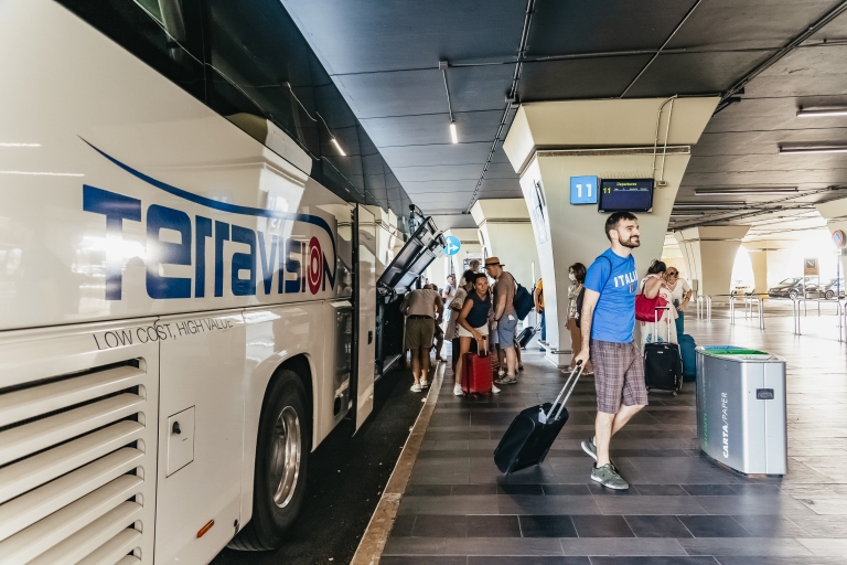 Rome: directe bustransfer Fiumicino Airport - Rome TerminiBus van Rome Termini Station naar Fiumicino (enkele reis)