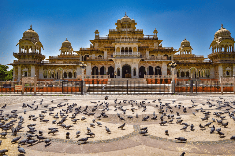 Circuit de 2 jours dans la ville de Jaipur : Découvrez la ville rose en payant