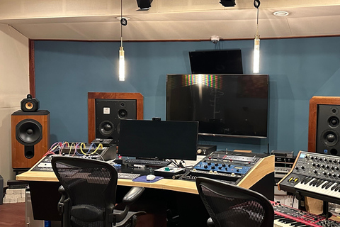 Seúl: experiencia de grabación de vídeo musical K-pop¡TU PROPIO VÍDEO MUSICAL DE K-POP!