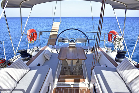 Lindos-Rhodes: Sailing Trip with Lunch and Drinks