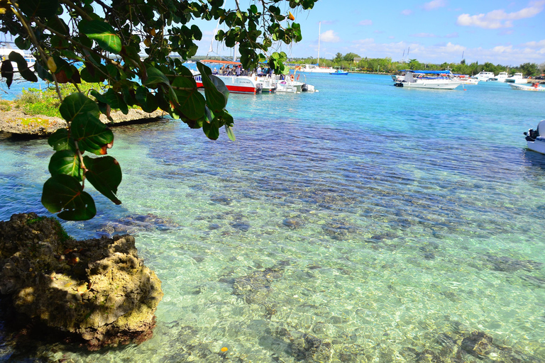 Catalina Island: All-Inclusive Boat Excursion Punta Cana: Catalina Island, an all-inclusive boat excursion