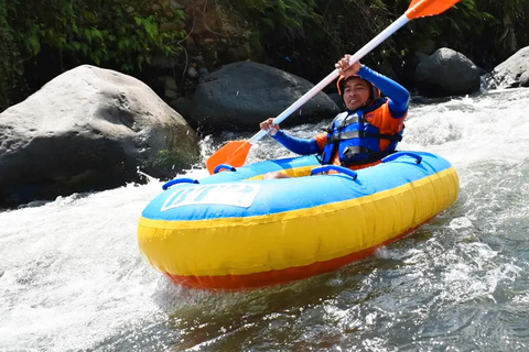 Ubud : Tubing bali geführte TourEinzelne Schläuche