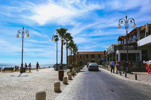 Limassol: Divided Nicosia and Larnaca Tour