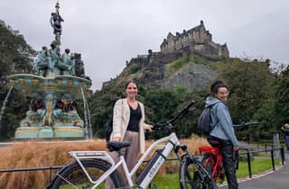 Edinburgh: Geführte E-Bike-Tour durch die Stadt und an der Küste (2,5 Stunden)