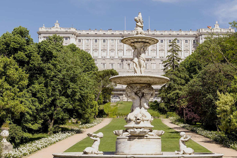 Madrid: Royal Palace Guided Tour with Admission Guided tour in English