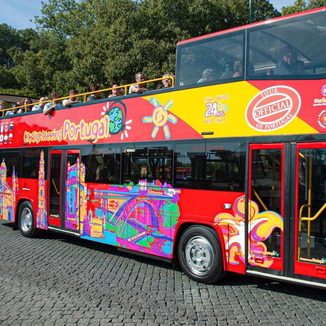 Colagem de mídia