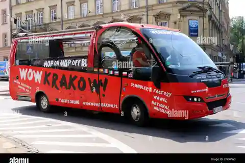 Cracóvia City SightSeeing ônibus hop-on hop-off e jogo da cidade