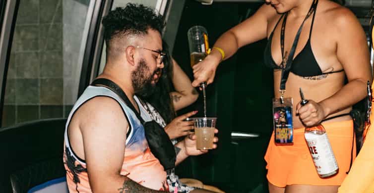 Las Vegas Strip: 3-Stop Pool Party Crawl with Party Bus photo 13