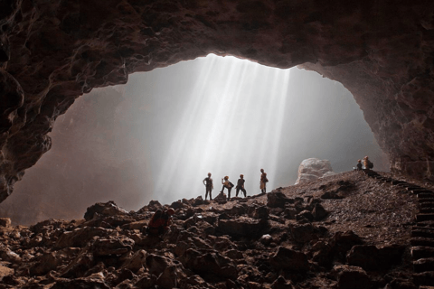 Yogyakarta Abenteuerreise: Jomblang Höhle &amp; Timang Strand