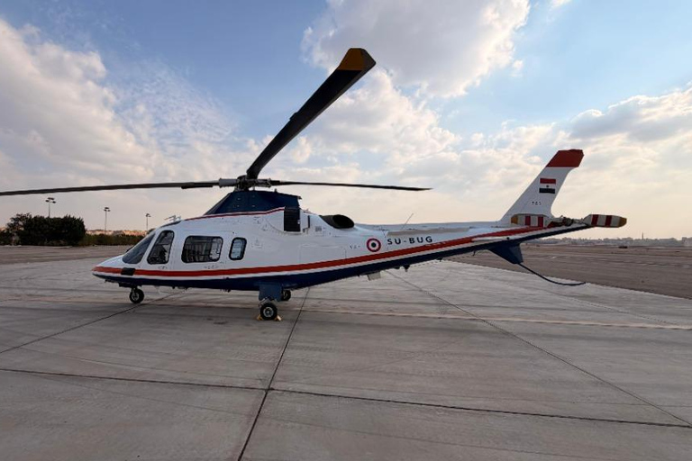 A 25-Minute Helicopter Experience Over the Great Pyramids in Cairo