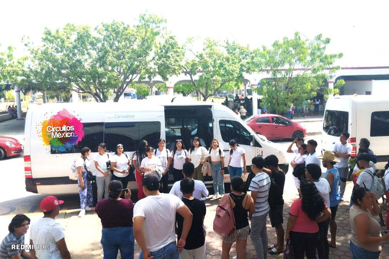 Aproveite o Ballet Folclórico no Palácio de Belas Artes.Curta o Ballet Folclórico no Palácio de Bellas Artes
