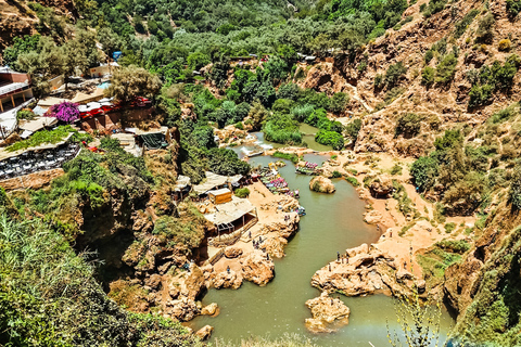 Depuis Marrakech : excursion d'1 jour aux cascades d'OuzoudVisite privée avec croisière