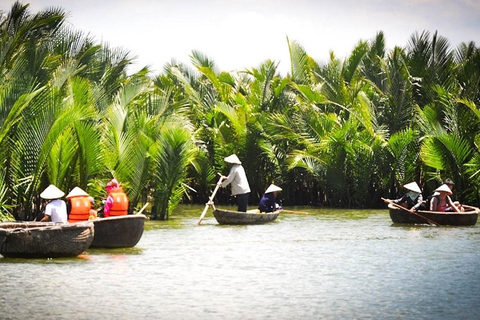 Cam Thanh Bamboe mand boottocht vanuit Hoi AnBamboe mand boottocht