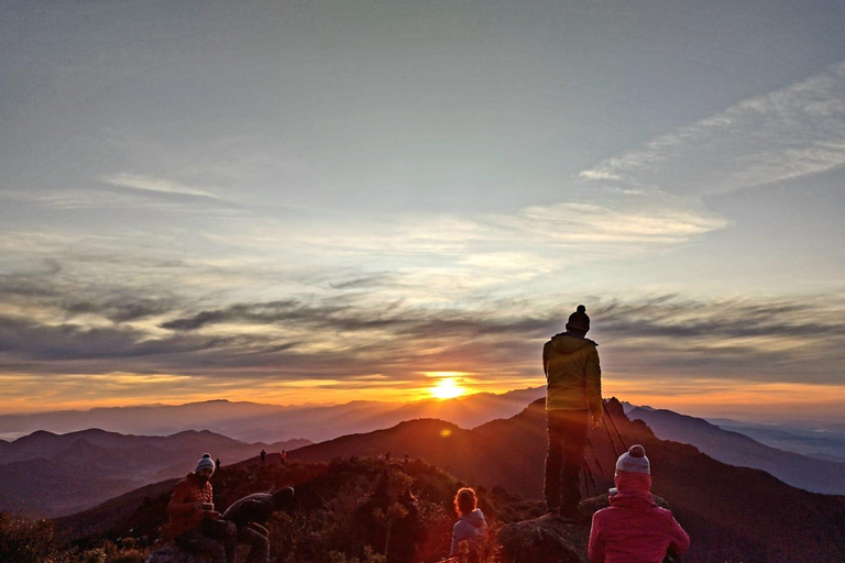 Piquete-MG/Marins Itaguaré Crossing: The most technical trekking in Brazil Piquete-MG/Travessia Marins Itaguaré: The most technical trekking in Brazil